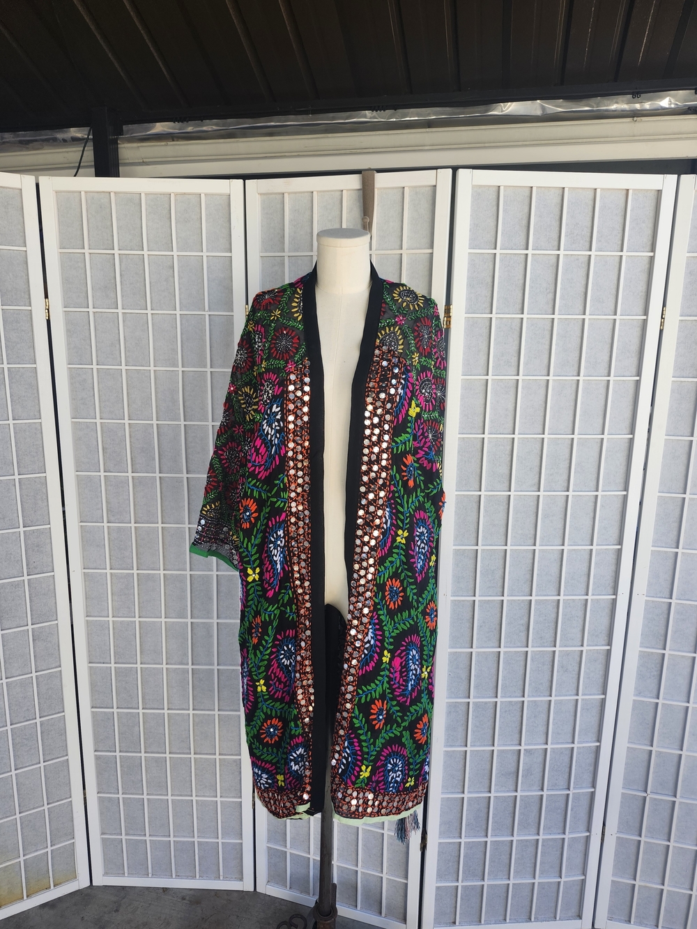 IZUSKAN IBIZA Colorful Embroidered Open Front Kimono
